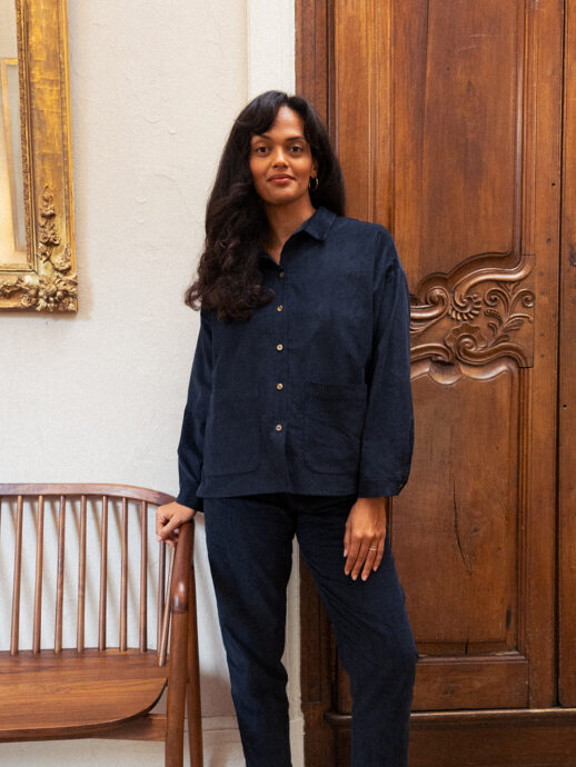 Chemise Jacinthe en velours de coton bleu nuit